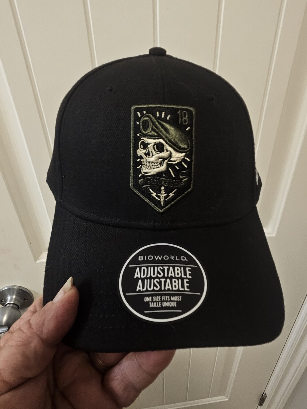 Call Of Duty, One Size Fits Most Cap with Olive Skull Patch. New